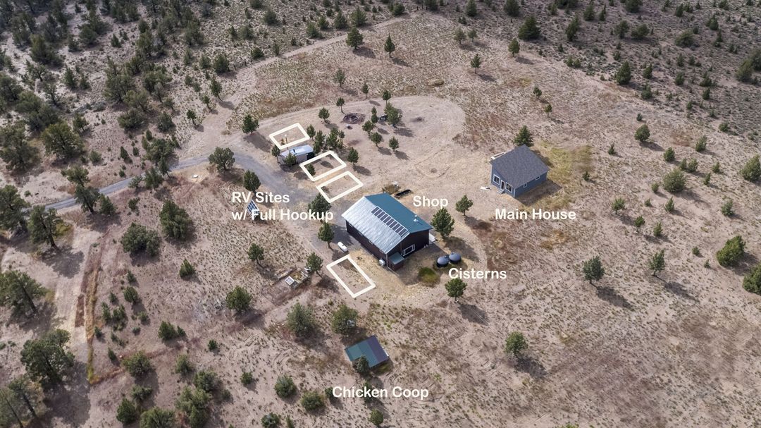Experience Off-Grid Living in a Scenic Paradise